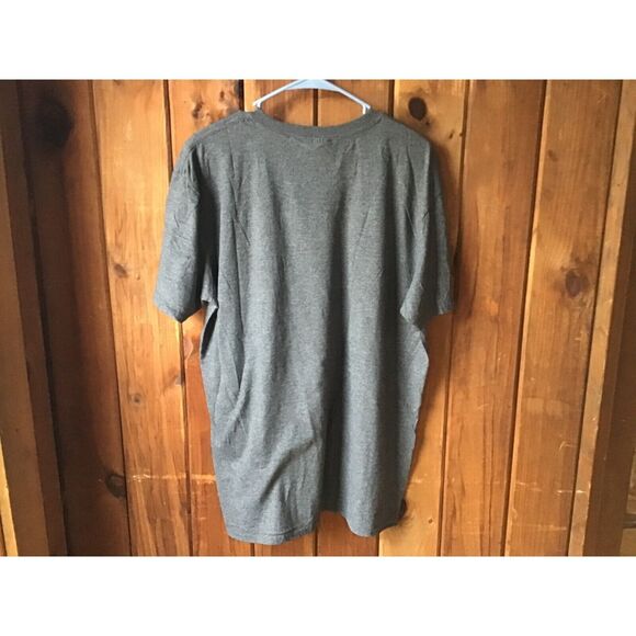 Breast Cancer Awareness Gildan Graphic T Shirt Size XL Gray Short Sleeve - Picture 4 of 8